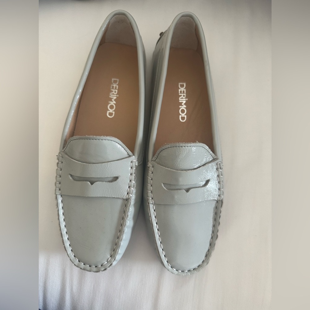 Brand new shoe (Turkish brand)